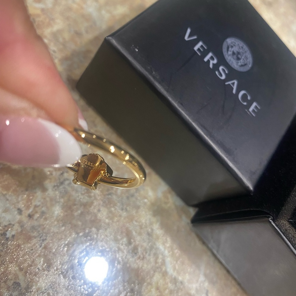 Versace Medusa Ring NIB - Picture 6 of 8